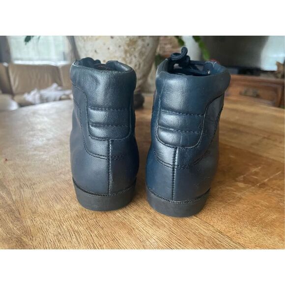 Vintage DaneXX Blue Leather Ankle Boots Size 7N Cuffed at the Ankle - Picture 4 of 8